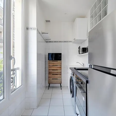 Cmg - Batignolles 2f